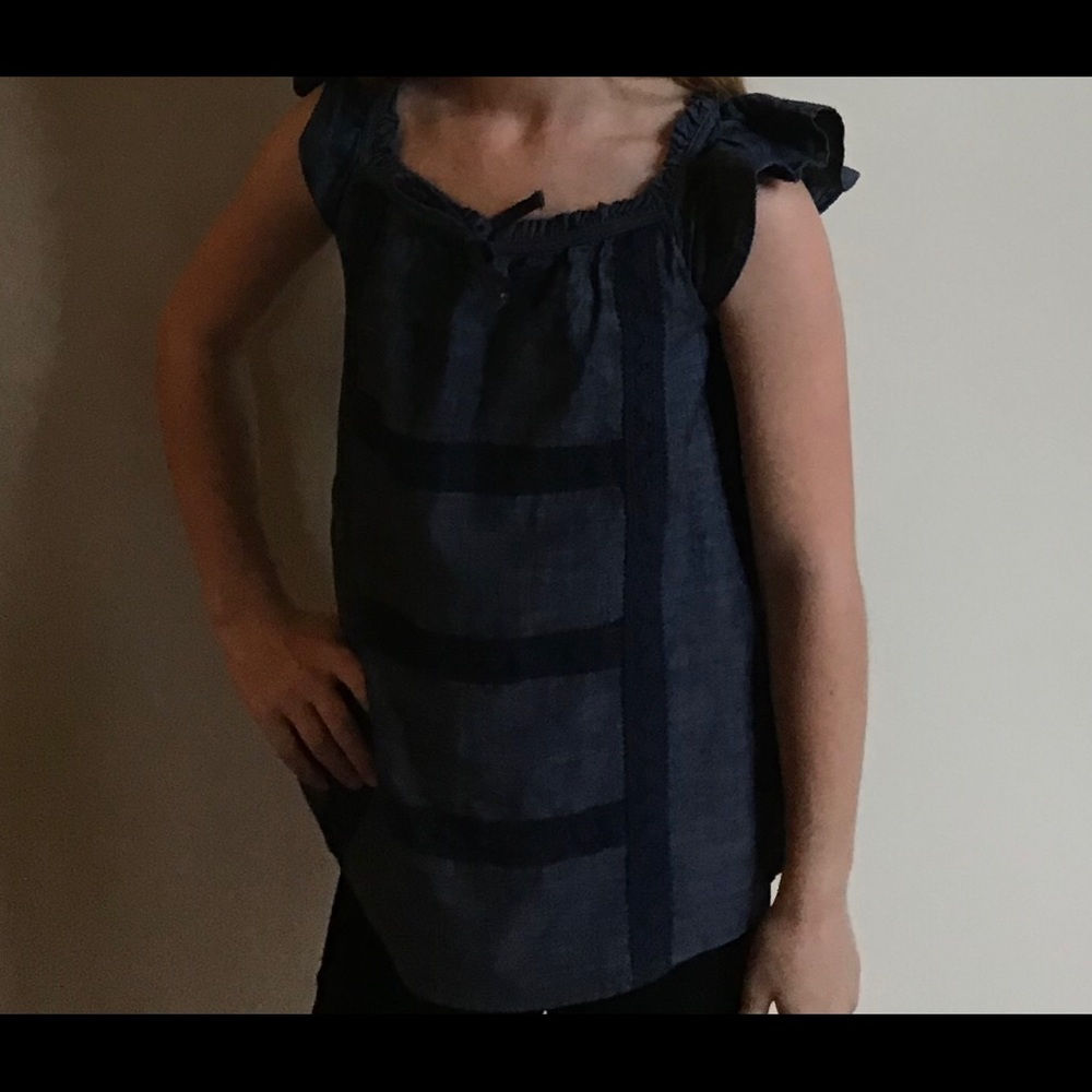 Navy Old Navy tank top.